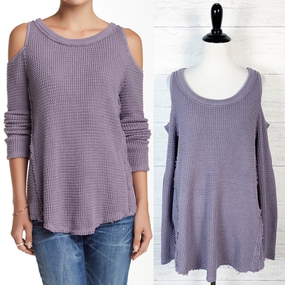 Free People Sweaters - Free People • Sunrise Cold Shoulder Sweater L